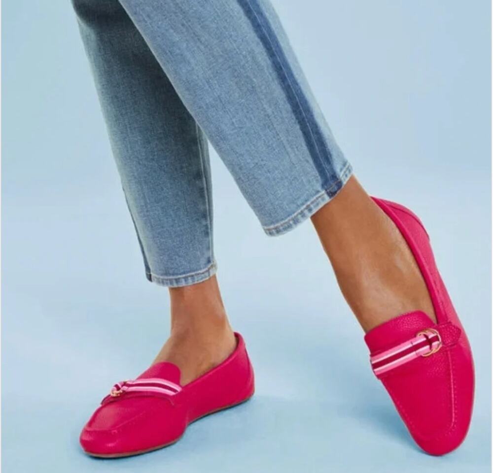 Talbots Womens 6.5 Hot Pink Pebbled Leather Moccasins Casual Chic Slip On